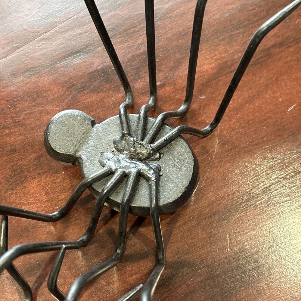 Cast Metal Tea Light Spiders - Picture 5 of 7
